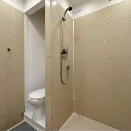 Nowy Array Homestay